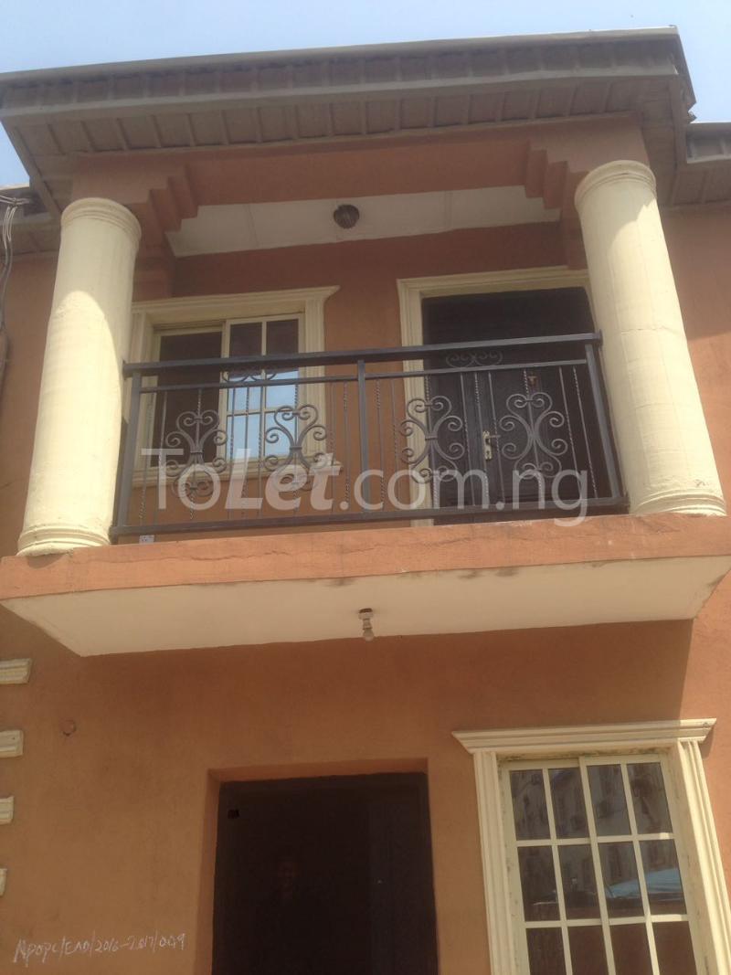 3 bedroom Flat / Apartment for rent Akoka Akoka Yaba Lagos