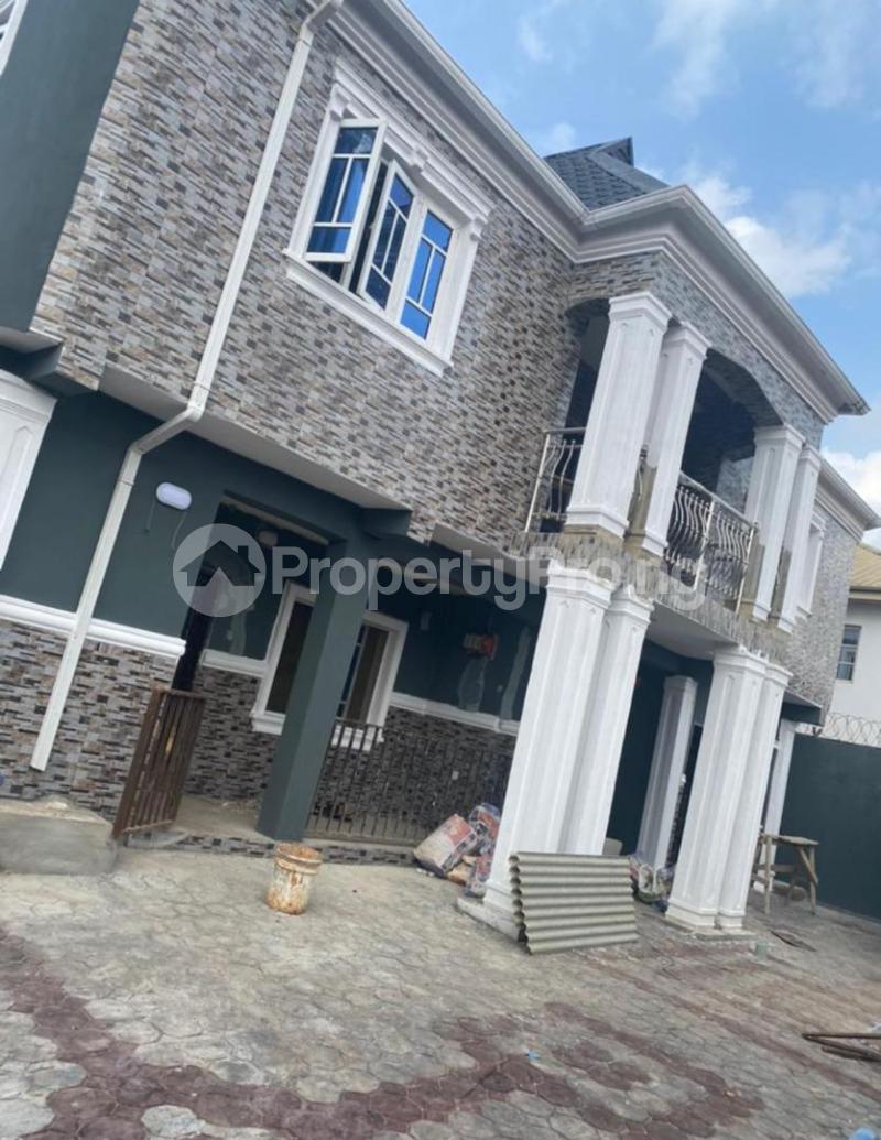 3 bedroom Flat / Apartment for rent Behind First Bank, Meggida Ayobo Ipaja Lagos