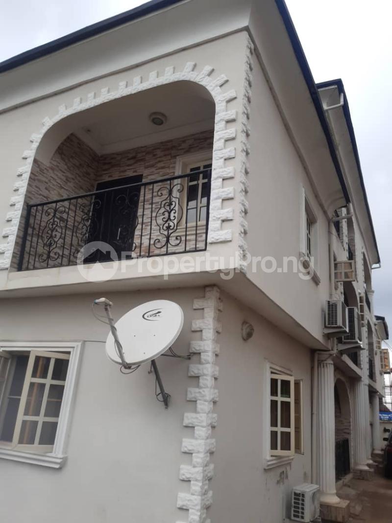 3 bedroom House for rent Off Pedro Rd. Famous Bus Stop Shomolu Lagos