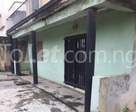3 bedroom Flat / Apartment for rent Off Pako Bus Stop Lagos