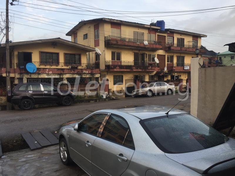3 bedroom Flat / Apartment for rent Ibukunolu Akoka Yaba Lagos