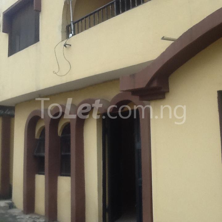 3 bedroom Flat / Apartment for rent Ololade Avenue Magodo GRA Phase 2 Kosofe/Ikosi Lagos