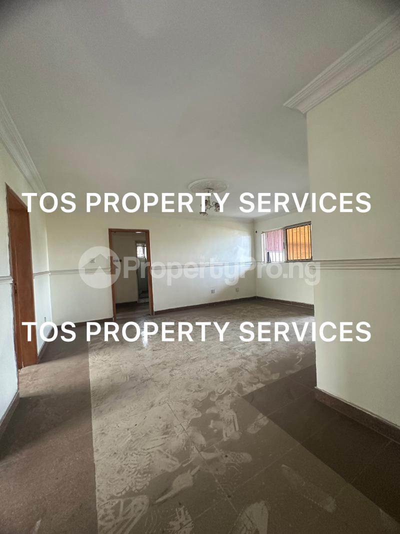 3 bedroom Flat / Apartment for rent Yaba, Lagos. Yaba Lagos