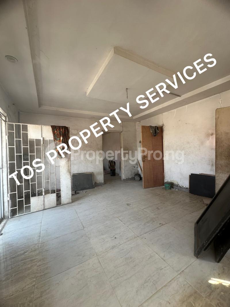 3 bedroom Flat / Apartment for rent On Commercial Avenue, Sabo Yaba Lagos