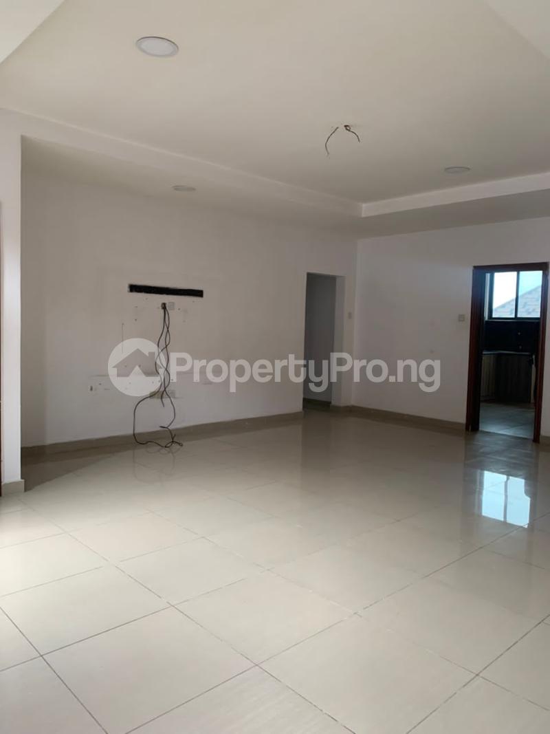 3 bedroom Flat / Apartment for rent Estate Lekki Phase 1 Lekki Lagos