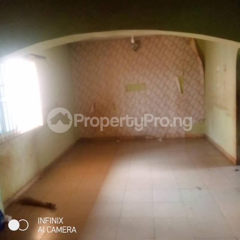 3 bedroom Flat / Apartment for rent Adeojo Estate Alakia Ibadan Oyo