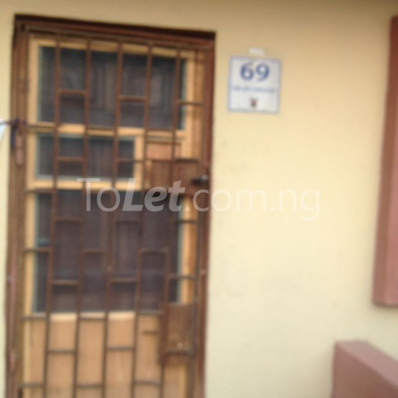 3 bedroom Flat / Apartment for rent Western Avenue Ojuelegba Surulere Lagos