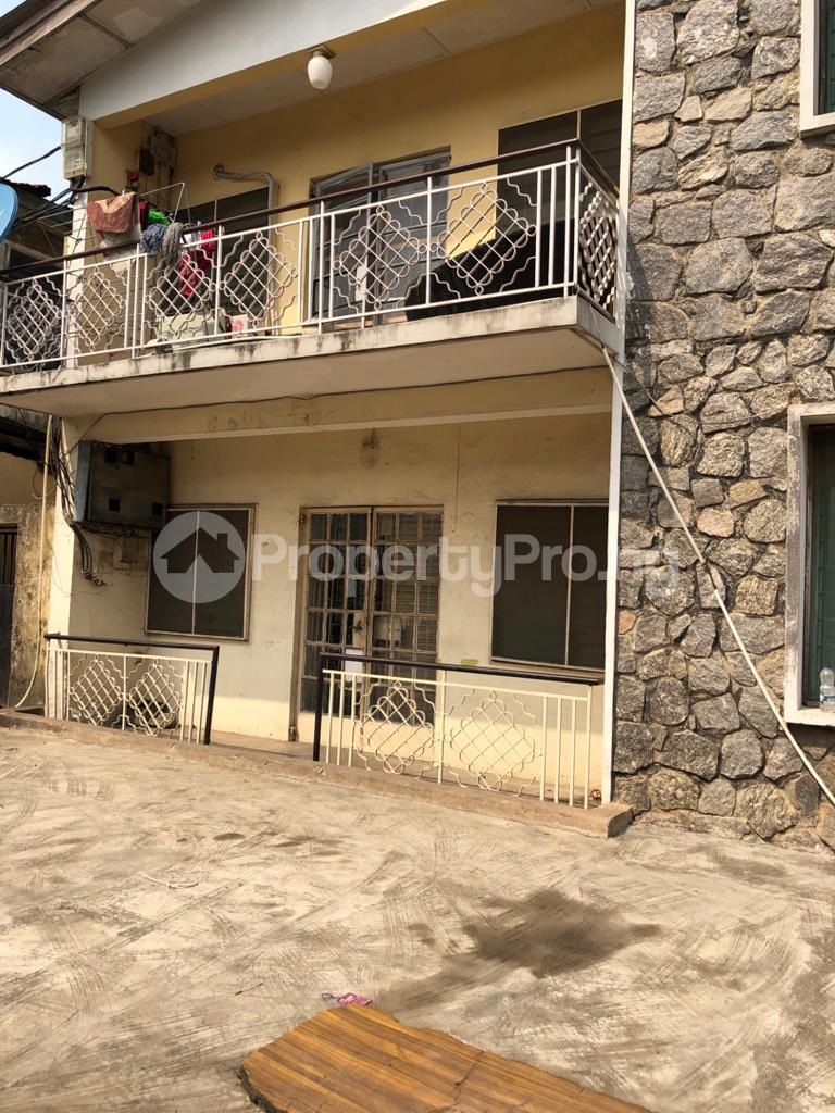 3 bedroom Flat / Apartment for rent Yaba, Lagos. Yaba Lagos