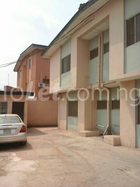 3 bedroom Flat / Apartment for rent Oladipupo Estate, Opposite Omole Estate Phase 1 Berger Ojodu Lagos