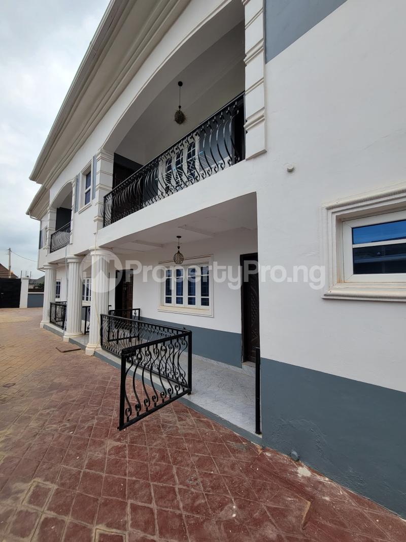 3 bedroom Flat / Apartment for rent Kolefunmi Estate, Akala Akobo Ibadan Oyo