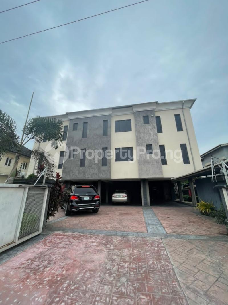 3 bedroom Flat / Apartment for rent Lekki Phase 1 Lekki Lagos