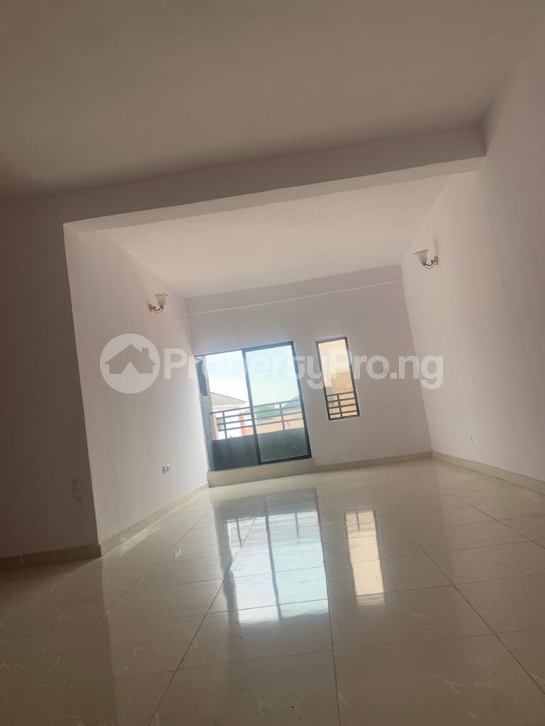 3 bedroom Flat / Apartment for rent Osapa london Lekki Lagos