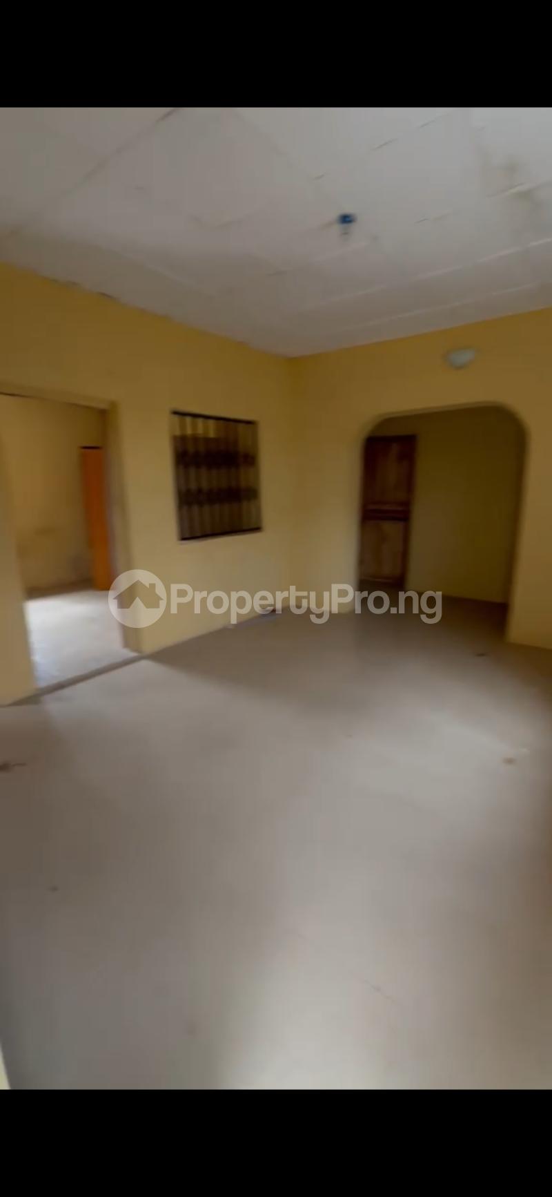 3 bedroom Flat / Apartment for rent Isokan Estate Akobo Ibadan Oyo