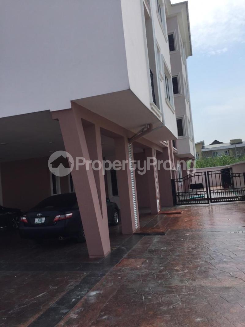 3 bedroom Flat / Apartment for rent chevron Lekki Lagos