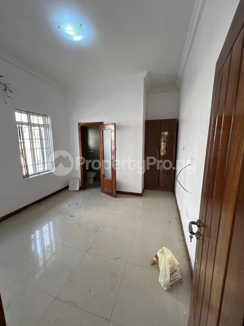 3 bedroom Flat / Apartment for sale Ifako-gbagada Gbagada Lagos