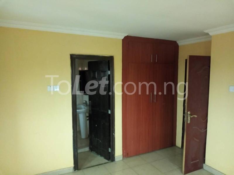 3 bedroom Flat / Apartment for rent Oyadiran Estate. Sabo Yaba Lagos