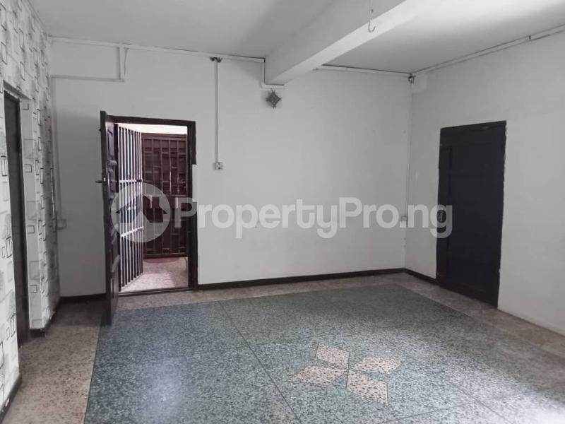 3 bedroom Flat / Apartment for rent Sabo, Yaba, Lagos. Sabo Yaba Lagos