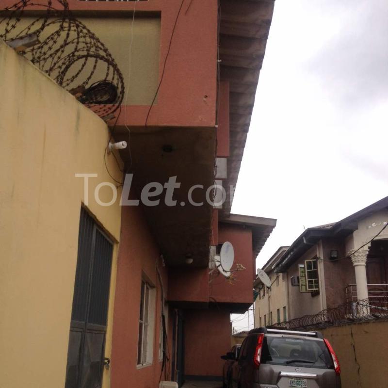 3 bedroom Flat / Apartment for rent Off Adekunle Kuye Aguda Surulere Lagos