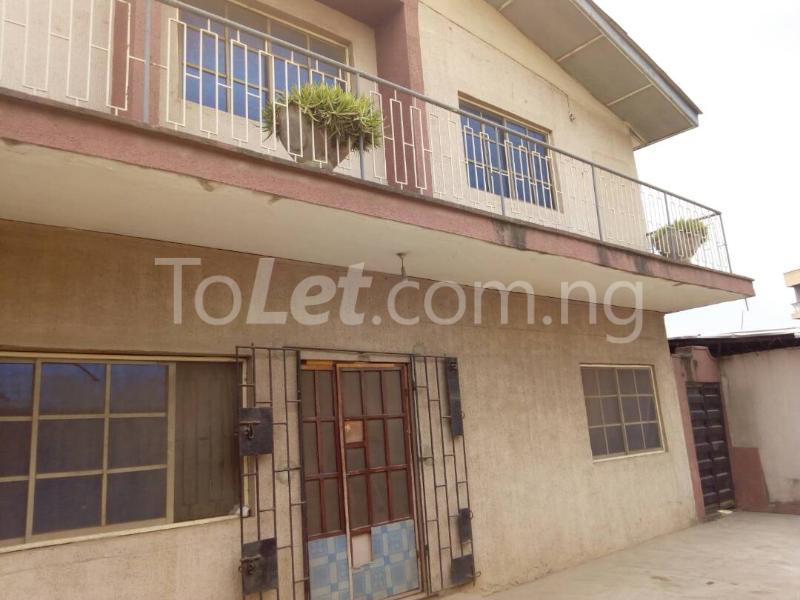 3 bedroom Flat / Apartment for rent Off Shokoya Street Oworonshoki Gbagada Lagos