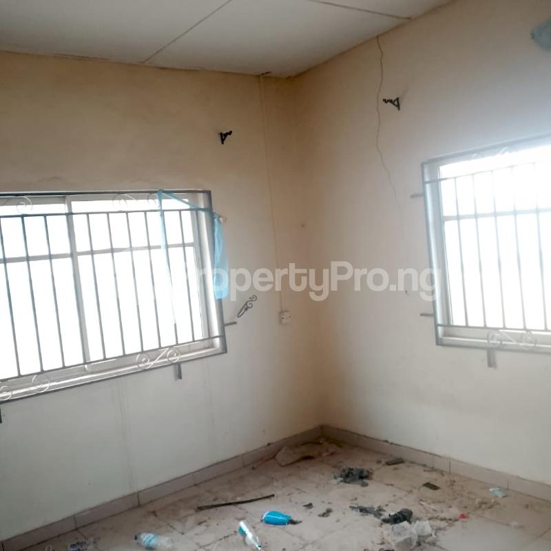 2 bedroom Flat / Apartment for rent Wakajaye Area, Iyana Church Ibadan Oyo
