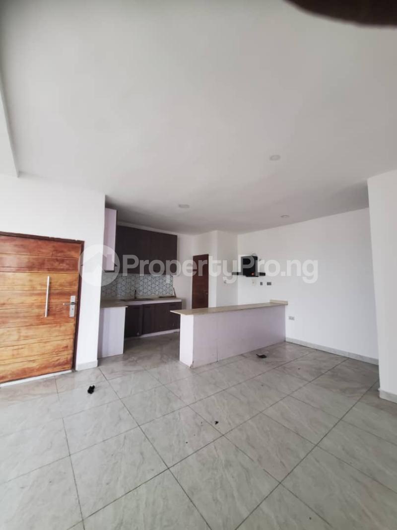 3 bedroom Flat / Apartment for rent Ologolo Lekki Lagos