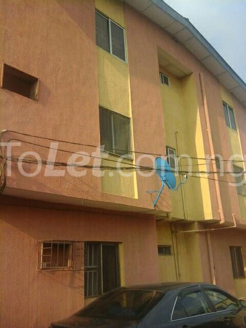 3 bedroom Flat / Apartment for rent Oladipupo Oduwole Estate Omole phase 1 Ojodu Lagos