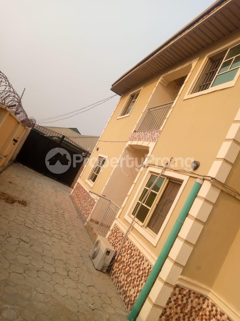 3 bedroom Flat / Apartment for rent Podo Road, Top One Garden, New Garage Akala Express Ibadan Oyo