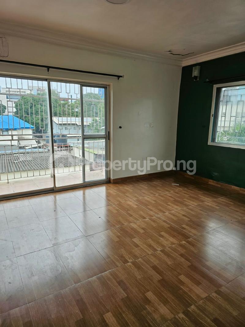 3 bedroom Flat / Apartment for rent Victoria Island Lagos