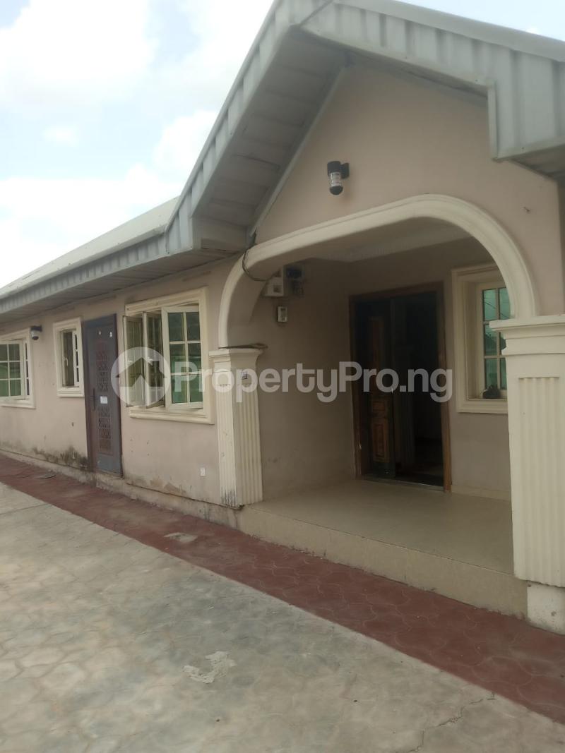3 bedroom Flat / Apartment for rent Akoto Estate, Elebu Oluyole Extension Akala Express Ibadan Oyo
