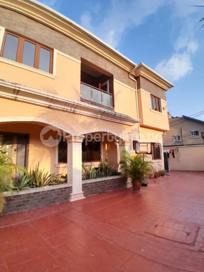 3 bedroom House for rent Opebi Ikeja Lagos