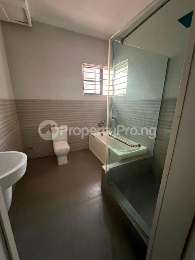 3 bedroom House for rent Ologolo, Lekki Lagos. Ologolo Lekki Lagos