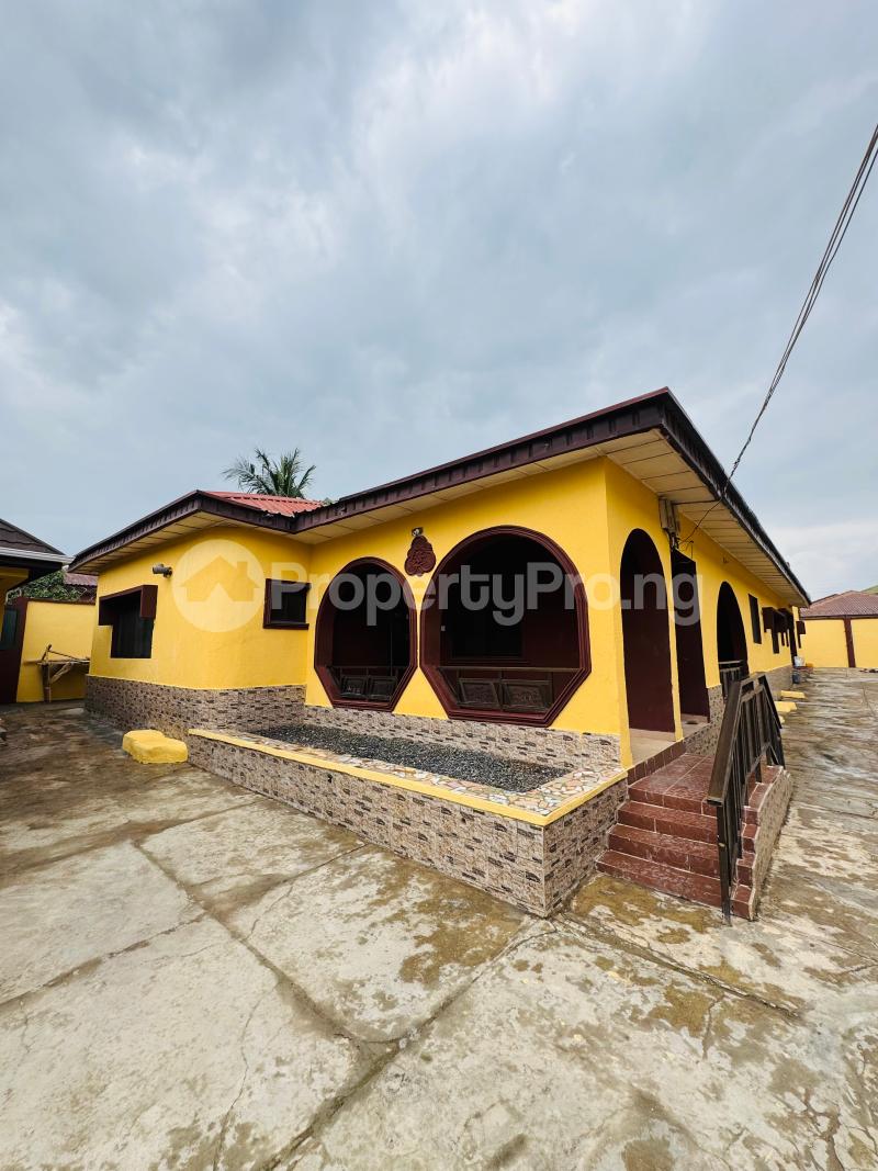 3 bedroom Flat / Apartment for rent Legacy Street, Opposite Kolapo Ishola Gra, Akobo Ibadan Oyo