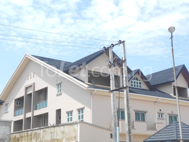 3 bedroom Flat / Apartment for rent Bosun Adekoya Street Victoria island Victoria Island Lagos