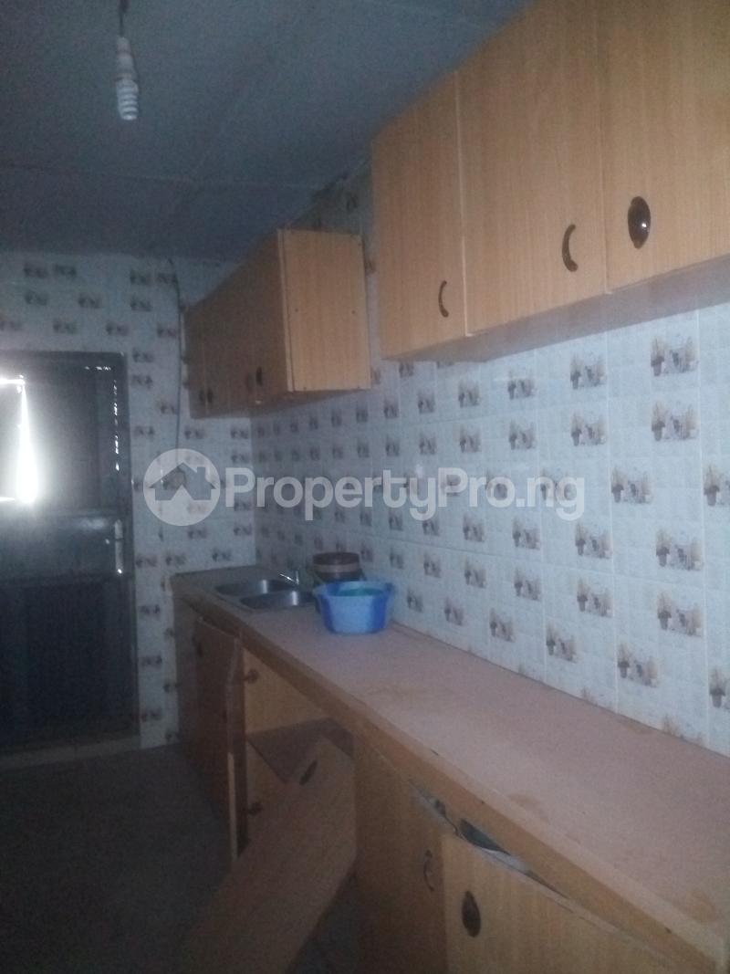 3 bedroom Flat / Apartment for rent Eleshinmeta, Off Elere Apata Ibadan Oyo