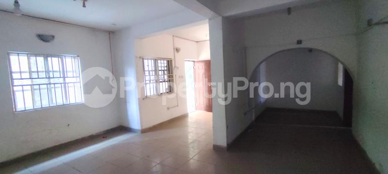 3 bedroom Commercial Property for rent By Bornu Way Alagomeji Yaba Lagos