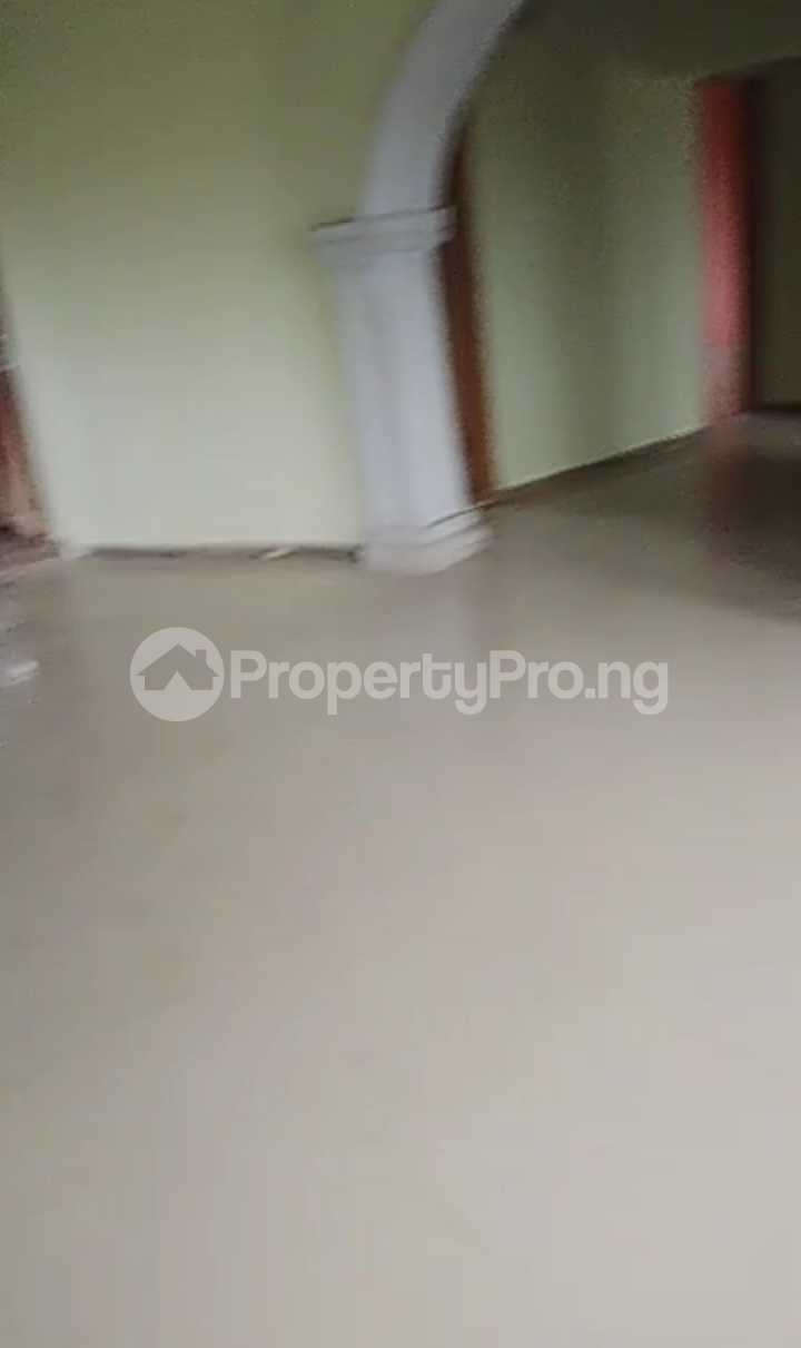 3 bedroom Flat / Apartment for rent Sheu Area, Ologunerun Ibadan Oyo