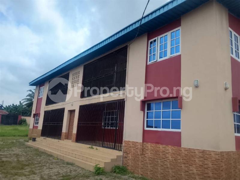 Commercial Property for rent Logudu Road, Olakunle After Traffic Light, New Akala Express. Ibadan Oyo