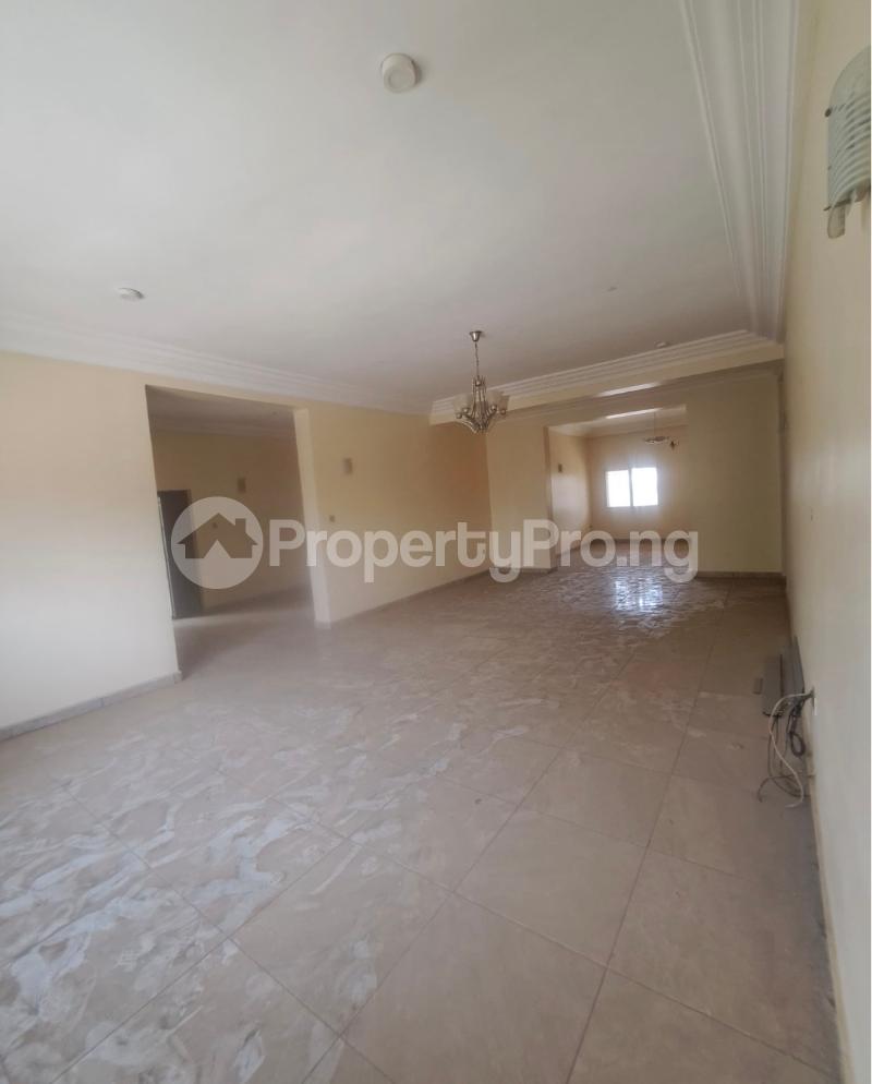 3 bedroom Flat / Apartment for rent Idu Abuja