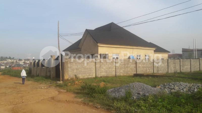 3 bedroom House for sale Airport Road Lugbe Abuja Lugbe Abuja