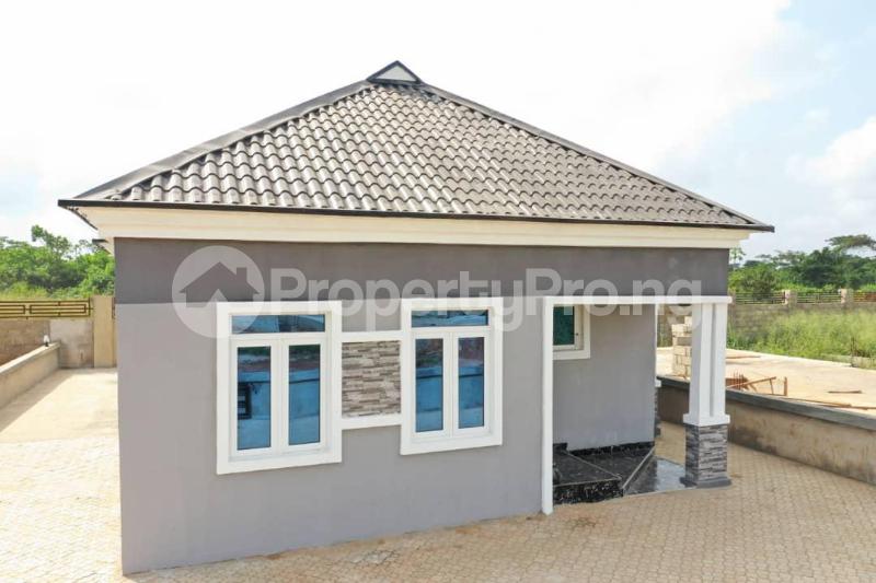 3 bedroom House for sale Happy Life Estate *opposite Christopher University (beside Rccg Youth Church), Lagos Ibadan Expressway, Mowe. 3 Minute Off The Lagos Ibadan Expressway Arepo Ogun - 4