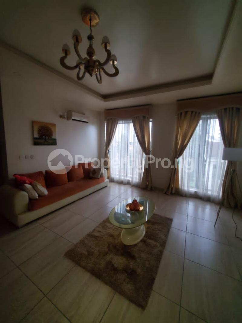 3 bedroom Flat / Apartment for rent ONIRU Victoria Island Lagos