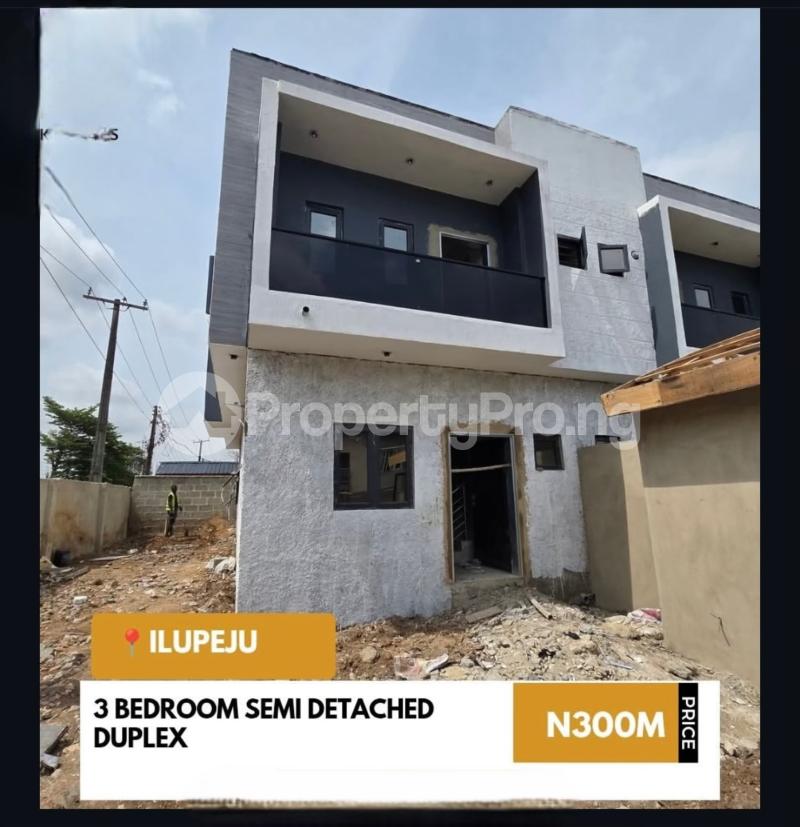 3 bedroom House for sale Town planning way Ilupeju Lagos