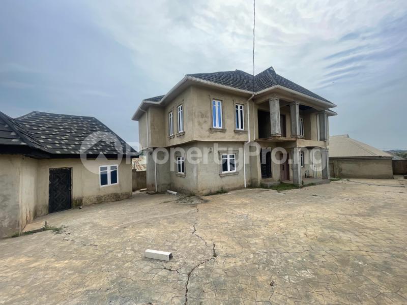 3 bedroom House for sale Bowale Street, Nut Quarters, Oke Odan, Aiyegun, Apete, Ibadan. Apete Ibadan Oyo