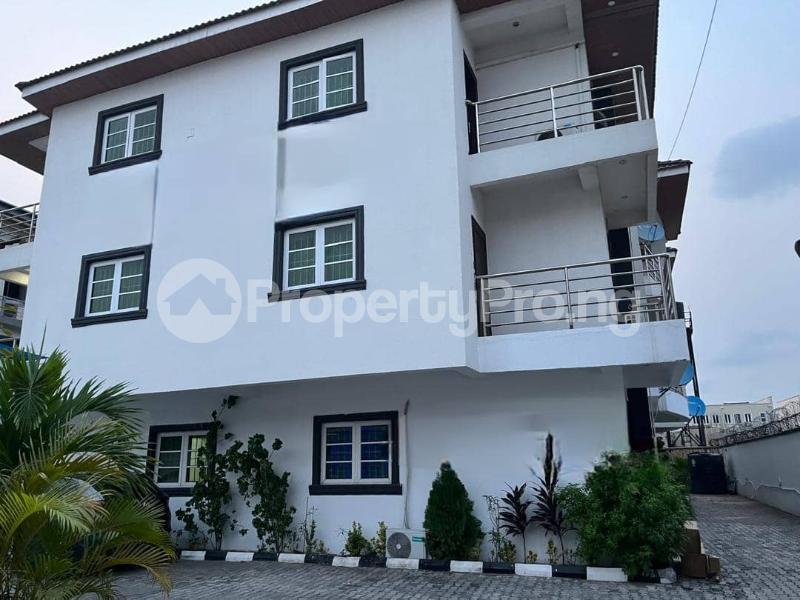 3 bedroom Flat / Apartment for sale Off Admiralty Road Lekki Phase 1 Lekki Lagos