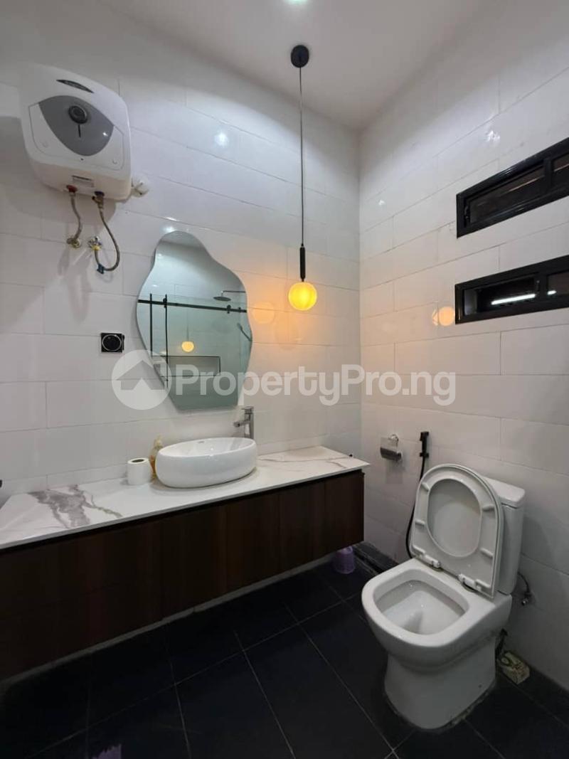 3 bedroom Flat / Apartment for sale Lekki Phase 1 Lekki Lagos