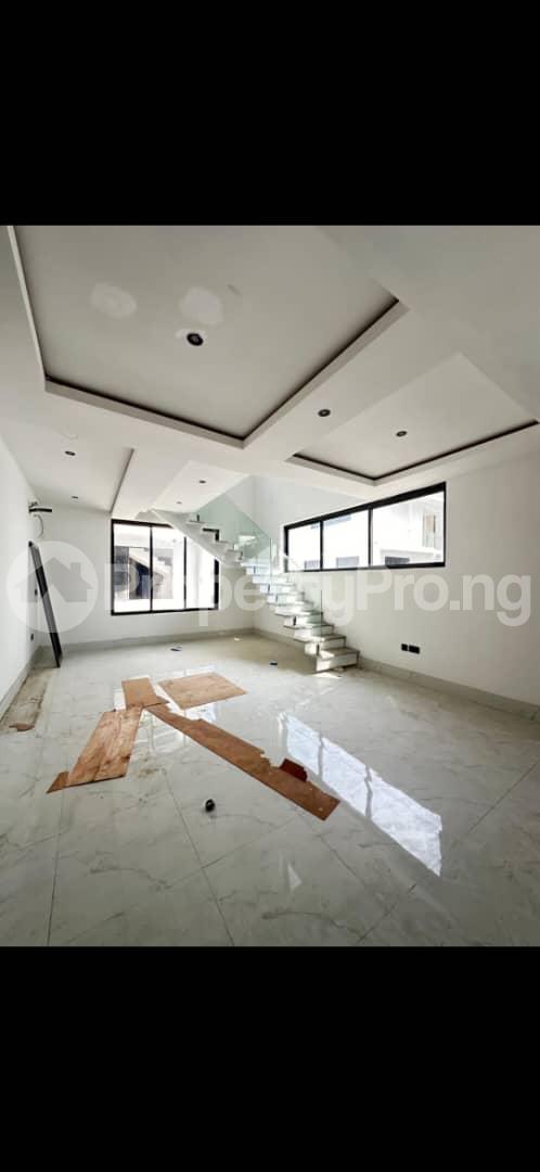 3 bedroom Flat / Apartment for sale Off Awolowo Road Ikoyi Lagos State. Awolowo Road Ikoyi Lagos