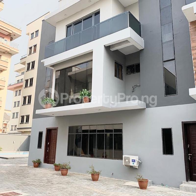 3 bedroom House for sale ONIRU Victoria Island Lagos