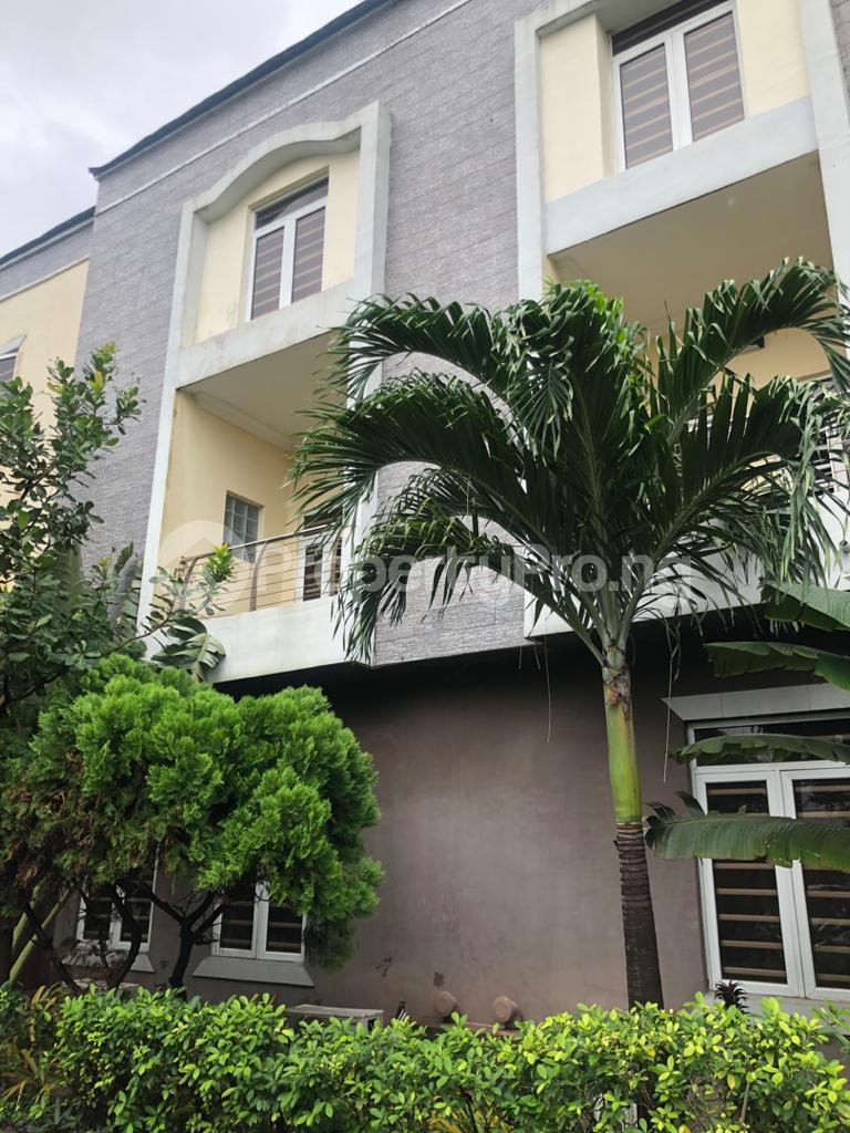 3 bedroom House for rent ONIRU Victoria Island Lagos
