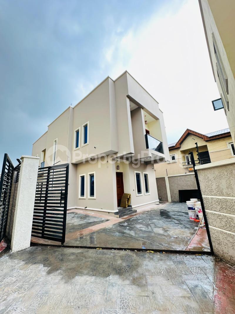 3 bedroom House for sale Magodo Kosofe/Ikosi Lagos