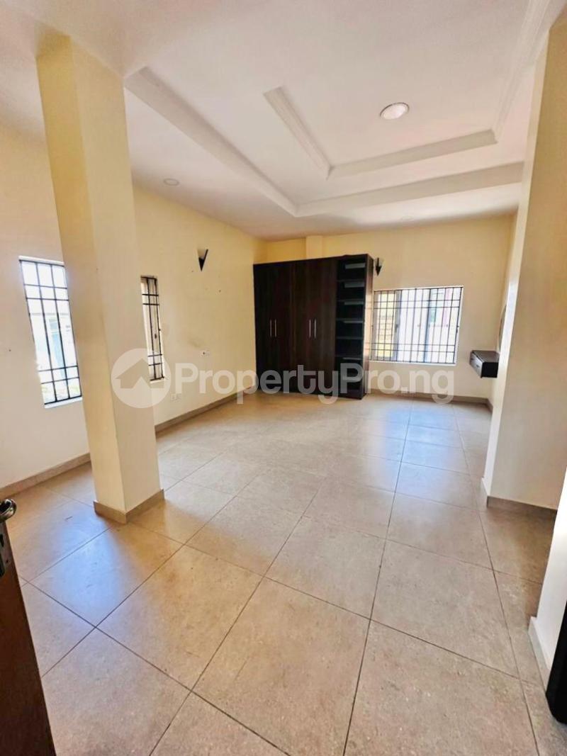 3 bedroom Flat / Apartment for rent Osapa Jakande Lekki Lagos - 0